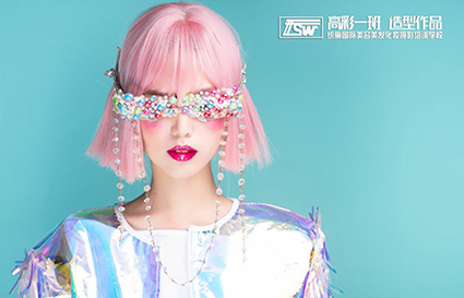 新娘化妆师就业前景如何？可以转型吗？