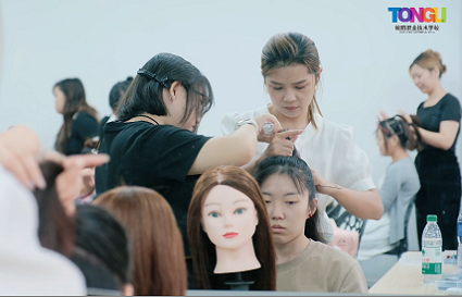 沈阳化妆学校：学化妆学什么课程好