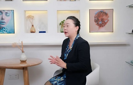 统丽郭校长：变革创新，引领美业教育新征程——百度独家采访纪实