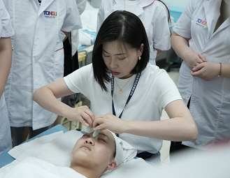 美容特色讲师店长班