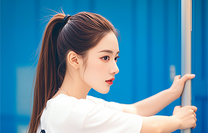 沈阳美发学校_高马尾发型教程俏皮又百搭  