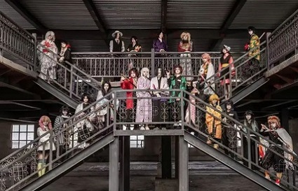 从剧组到影楼：高彩一班王艺蒙×葛吉晖双学员实习记，用专业妆造解锁双重认可