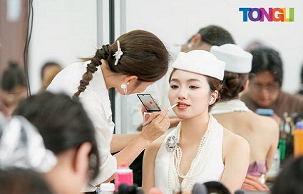 沈阳统丽化妆学校告诉你学习化妆的正确打开方式