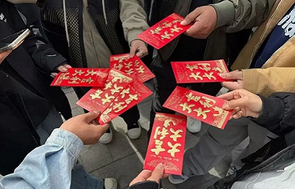 沈阳化妆学校：从统丽课堂到剧组片场：学员李斌的化妆实习成长实录