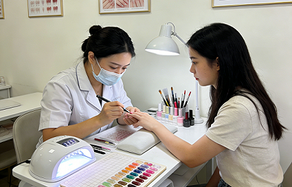 沈阳美甲学校怎么选 几点要看好？